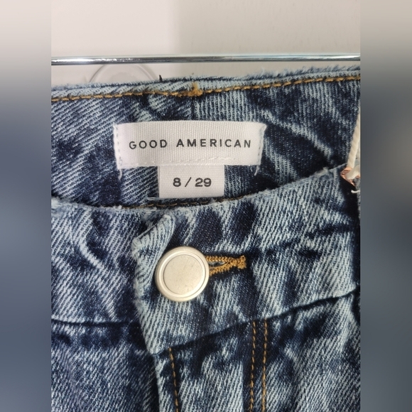NWT  Good American Classic Skinnish High Rise Jeans 8 Distressed - Picture 3 of 8